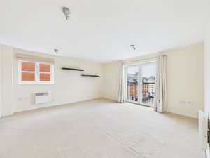 Lounge- click for photo gallery